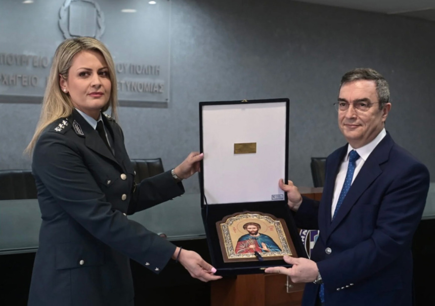 Κωνσταντία Δημογλίδου: Ποια είναι η εντυπωσιακή εκπρόσωπος Τύπου της ΕΛΑΣ