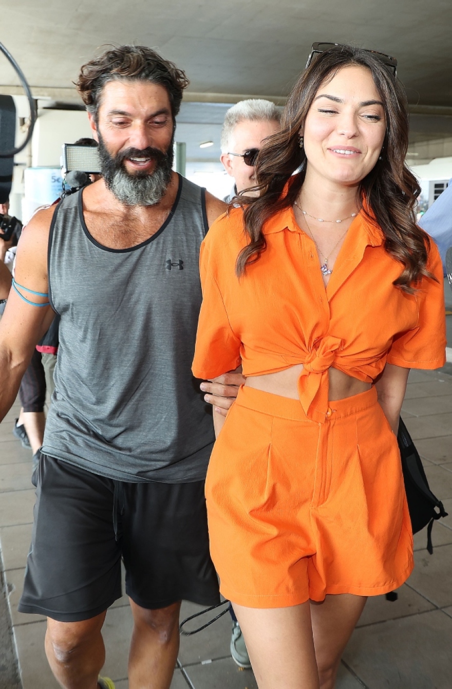 Μαρτίκας: Η στιγμή που συναντά την Ανδριώτου στο «Ελ. Βενιζέλος» - Δείτε φωτογραφίες και βίντεο