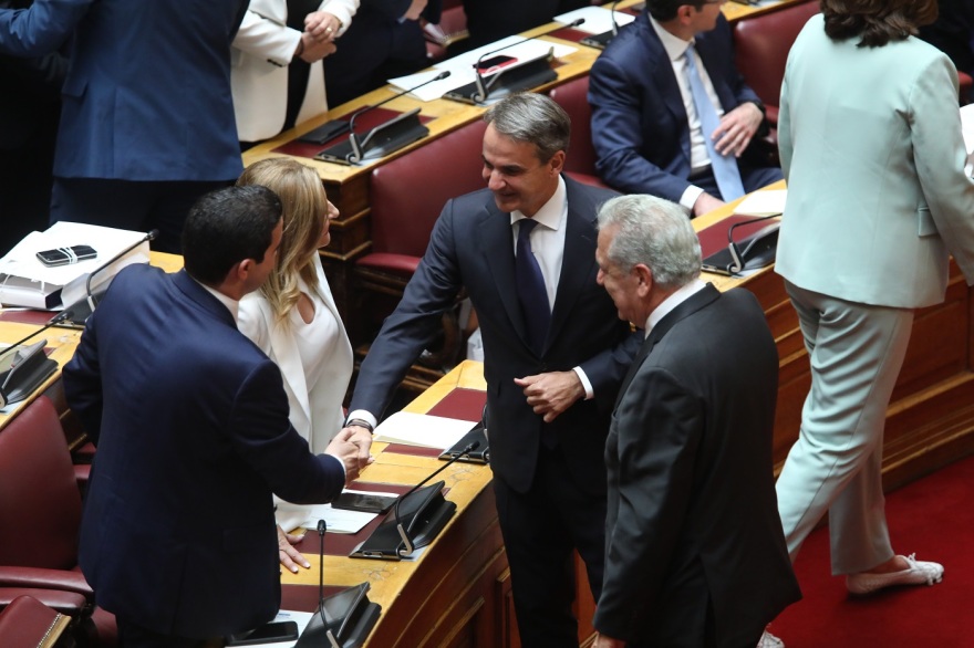 Εκλογές 2023: H «Βουλή της μιας ημέρας» ψηφίζει για πρόεδρο - Δείτε φωτογραφίες από την ορκωμοσία