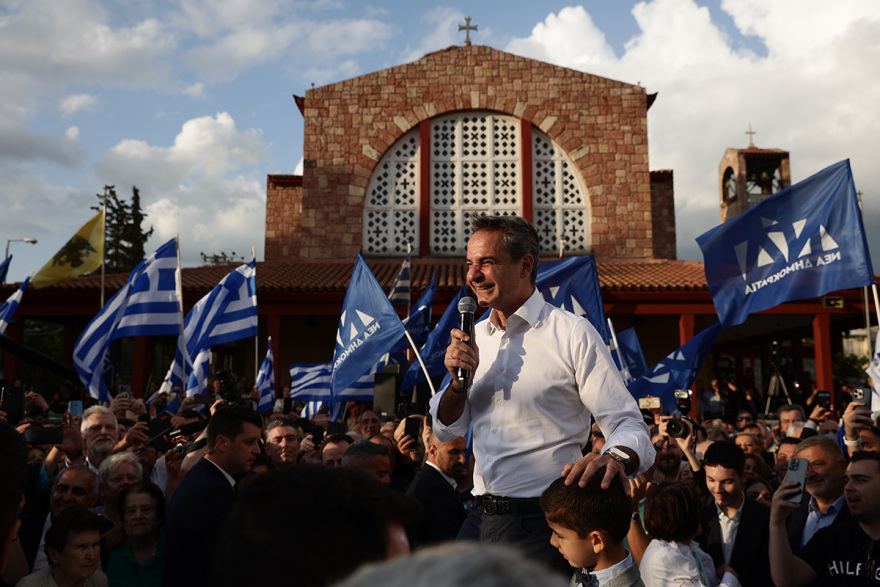 Εκλογές 2023 - Μητσοτάκης από Περιστέρι: Στηρίξαμε την κοινωνία και μας επιβράβευσε - Άδεια η κάλπη στις 25 Ιουνίου