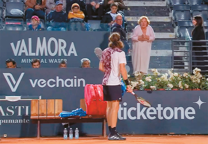 Γιατί έχει τόσα  νεύρα η οικογένεια Τσιτσιπά
