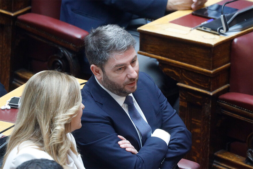 Εκλογές 2023 -  Επανεξελέγη πρόεδρος της Βουλής με 270 ψήφους ο Τασούλας 