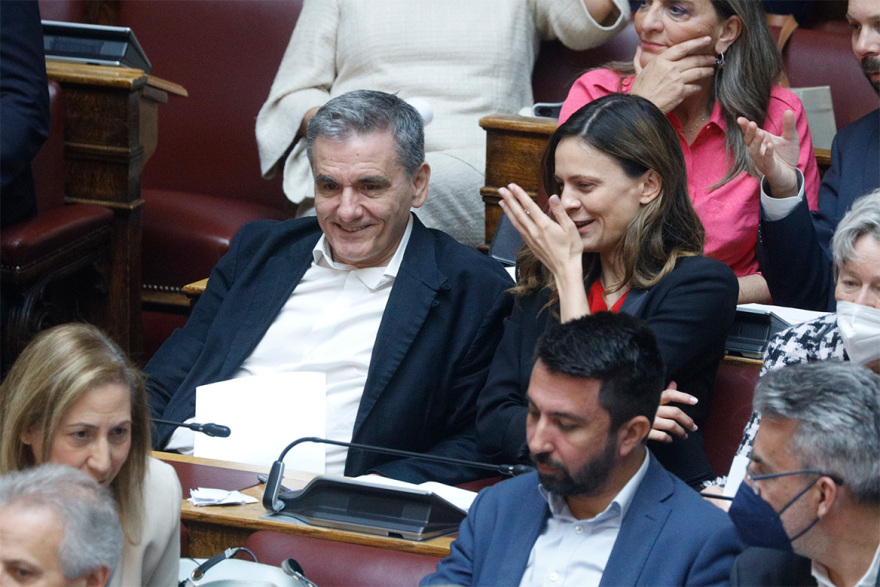 Εκλογές 2023 -  Επανεξελέγη πρόεδρος της Βουλής με 270 ψήφους ο Τασούλας 