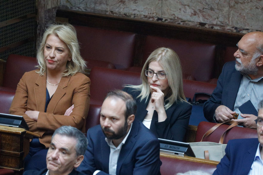 Εκλογές 2023 -  Επανεξελέγη πρόεδρος της Βουλής με 270 ψήφους ο Τασούλας 