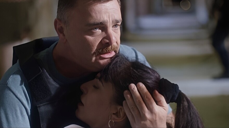 Τα «άκομψα» ραντεβού της Ζενεβιέβ και το «διαμάντι» της ΕΡΤ