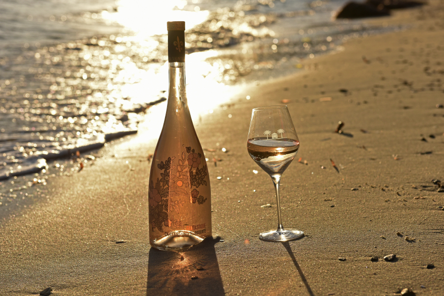 Chateau Sainte Marguerite: Το ροζέ «διαμάντι» της Προβηγκίας και η συμφωνία των εκατομμυρίων ευρώ 