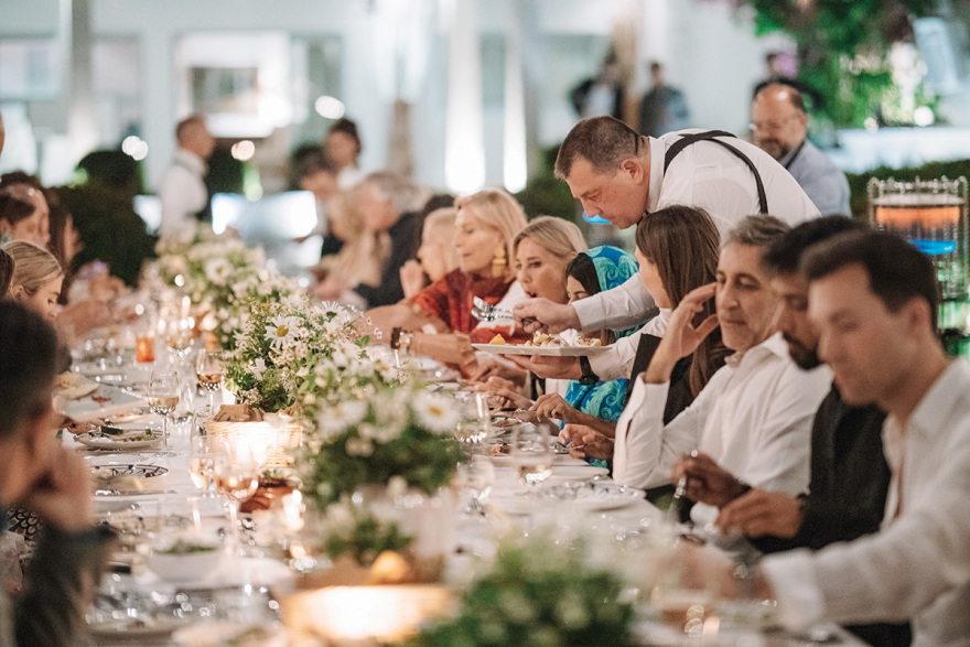 Θέμις Ζουγανέλη: Πριβέ δείπνο με 30 VIP καλεσμένους και ένα «Gossip Girl»