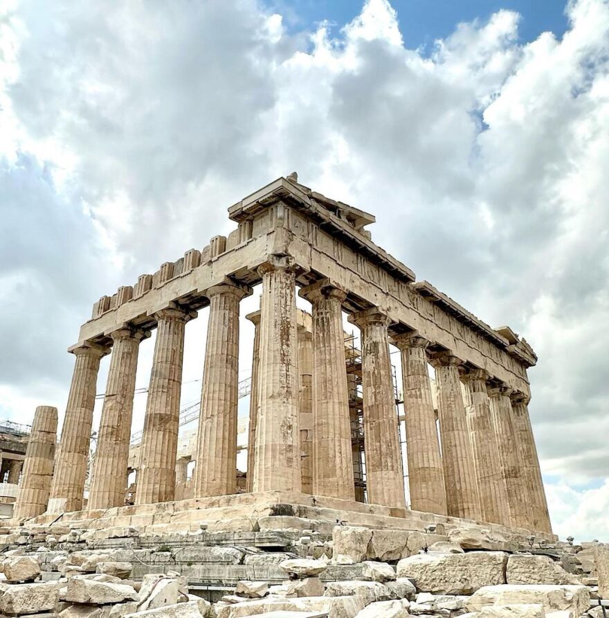 Ιβάνκα Τραμπ: «Σε ευχαριστώ Ελλάδα» λέει και δημοσιεύει φωτογραφίες από την Ύδρα και τους Δελφούς 