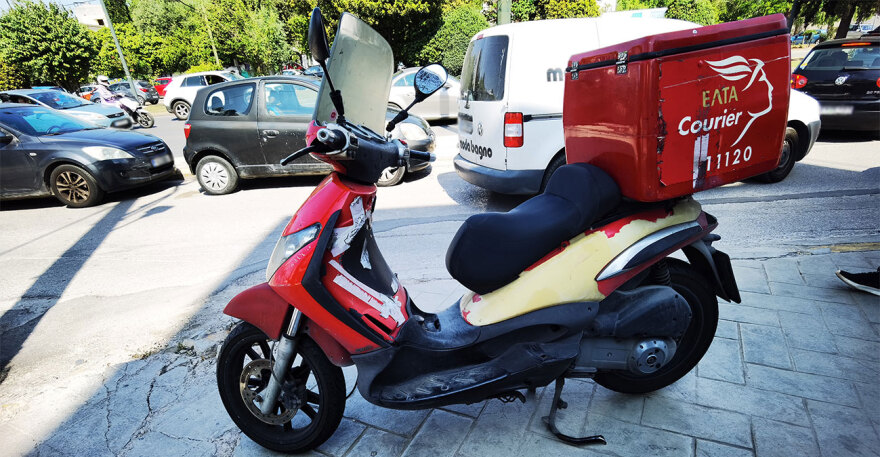 Συνελήφθη ο οδηγός που παρέσυρε την 70χρονη και την 3χρονη στην Κηφισίας - Δείτε βίντεο ντοκουμέντο