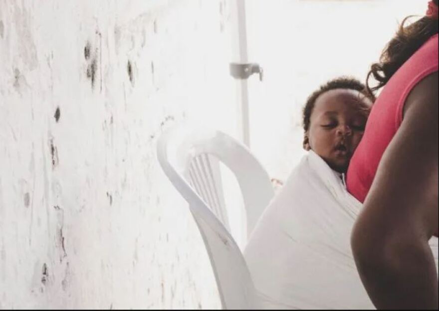 ΗΠΑ: Συγκλονιστικό βίντεο - Η στιγμή που 12χρονη συλλαμβάνεται για τον φόνο του 9χρονου αδελφού της