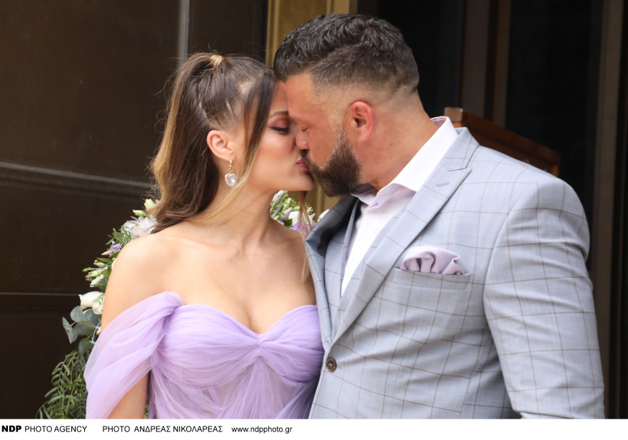 Κώστας Σόμμερ - Βαλεντίνη Παπαδάκη: Βαφτίζουν την κόρη τους - Δείτε φωτογραφίες