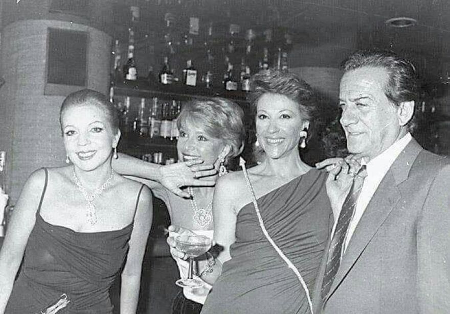 Νόνικα Γαληνέα: Το πρώτο φιλί με τον Αλεξανδράκη, η φιλία με τον Κούρκουλο, η παρεξήγηση με τον Φασουλή