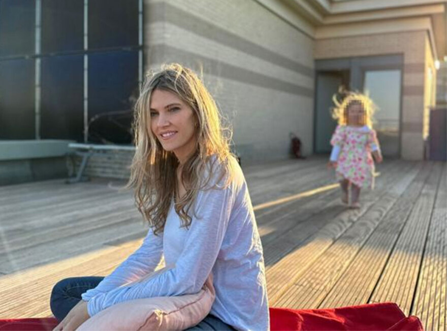 Qatargate: Η Εύα Καϊλή φωτογραφίζεται με την κόρη της για πρώτη φορά μετά την αποφυλάκιση