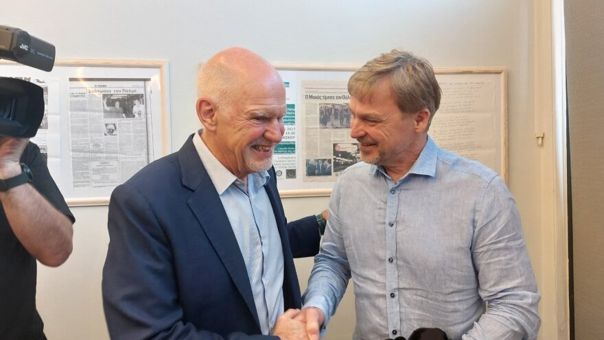 Ηράκλειο: Ανδρουλάκης, Παπανδρέου και Πάλμε στα εγκαίνια του μουσείου «Ούλοφ Πάλμε» στο Μοχό (φωτογραφίες)