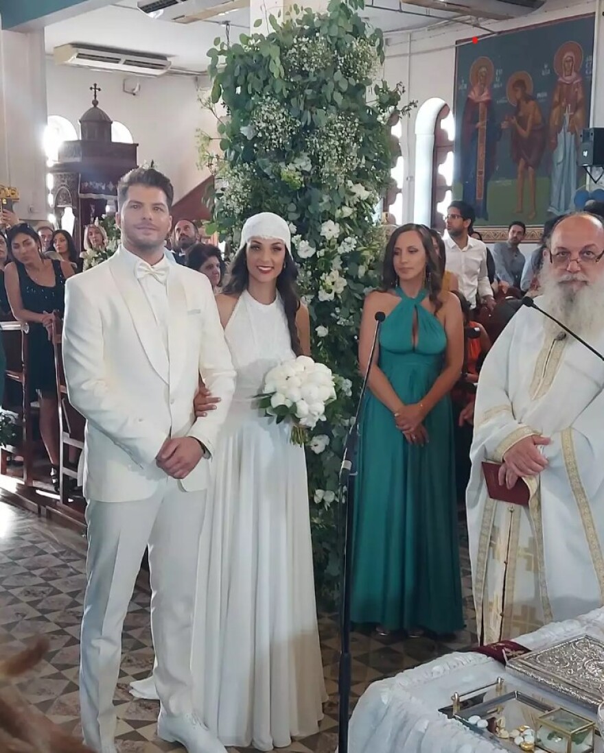 Λούκας Γιώργκας – Βασιλική Σαλαμπάση: Παντρεύτηκαν στην Κύπρο - Οι πρώτες φωτογραφίες από τον γάμο τους