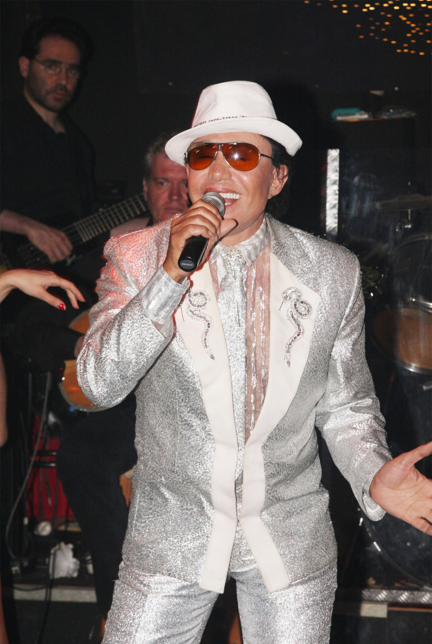 Γιάννης Φλωρινιώτης: Πέθανε ο τραγουδιστής σε ηλικία 76 ετών