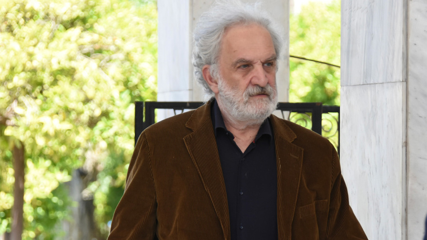 Νόνικα Γαληνέα: Συντετριμμένες οι κόρες της στην κηδεία της - Ποιοι έδωσαν το «παρών»