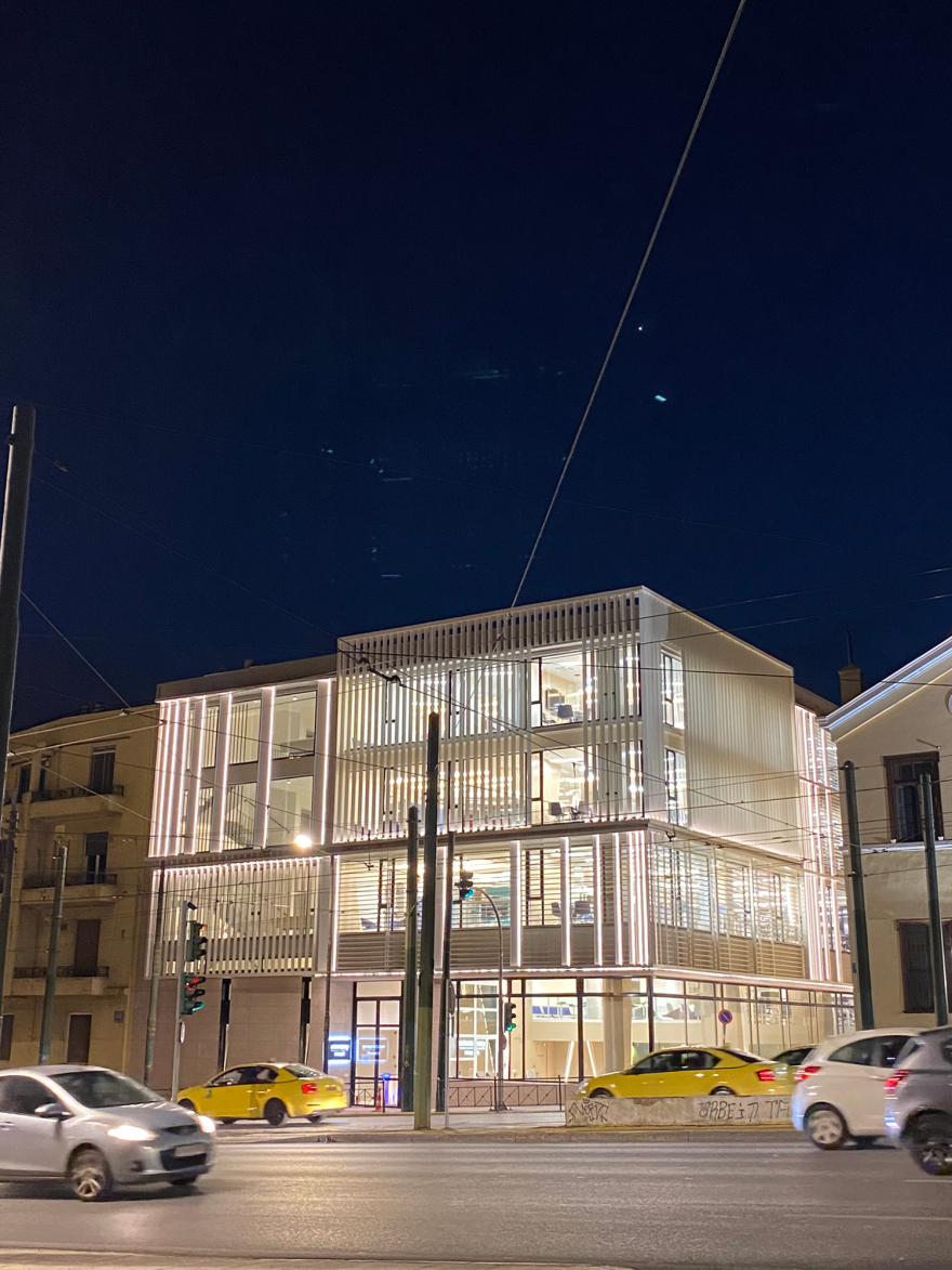 Ένας νέος μοντέρνος εργασιακός χώρος αναβαθμίζει το κέντρο της Αθήνας