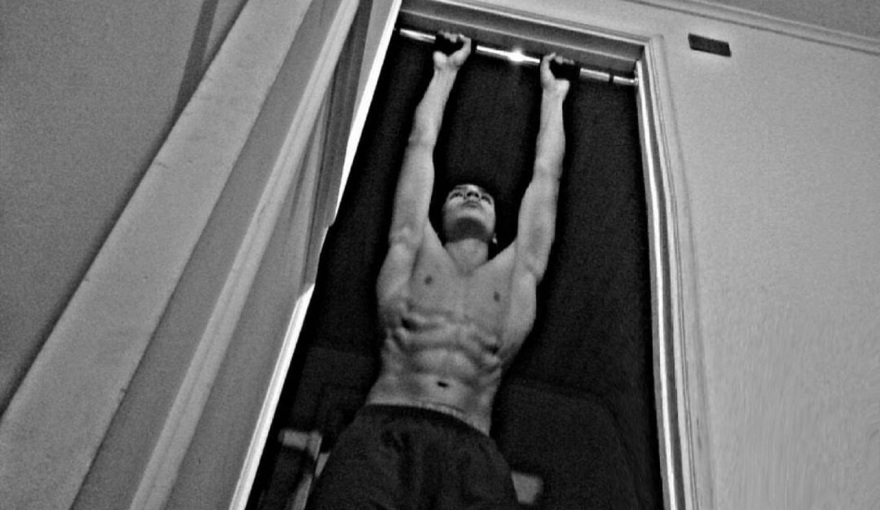 Φρεαττύδα: 22χρονος καρατέκα  έσωσε τη 17χρονη από τους 4 αλλοδαπούς που προσπάθησαν να τη βιάσουν