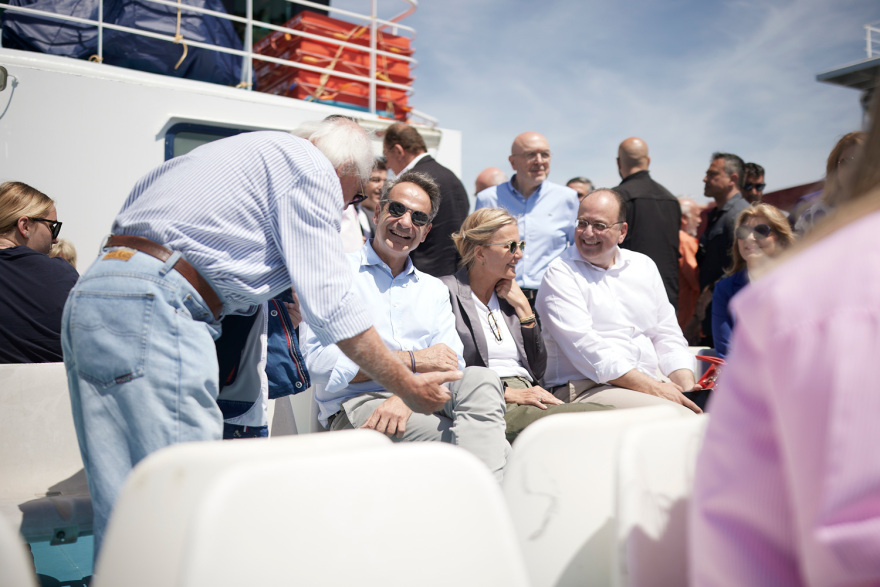 Εκλογές 2023 - Μητσοτάκης: Να αφήσουμε την Εκκλησία μακριά από τα της πολιτικής - Ο πατριωτισμός στα λόγια είναι εύκολος