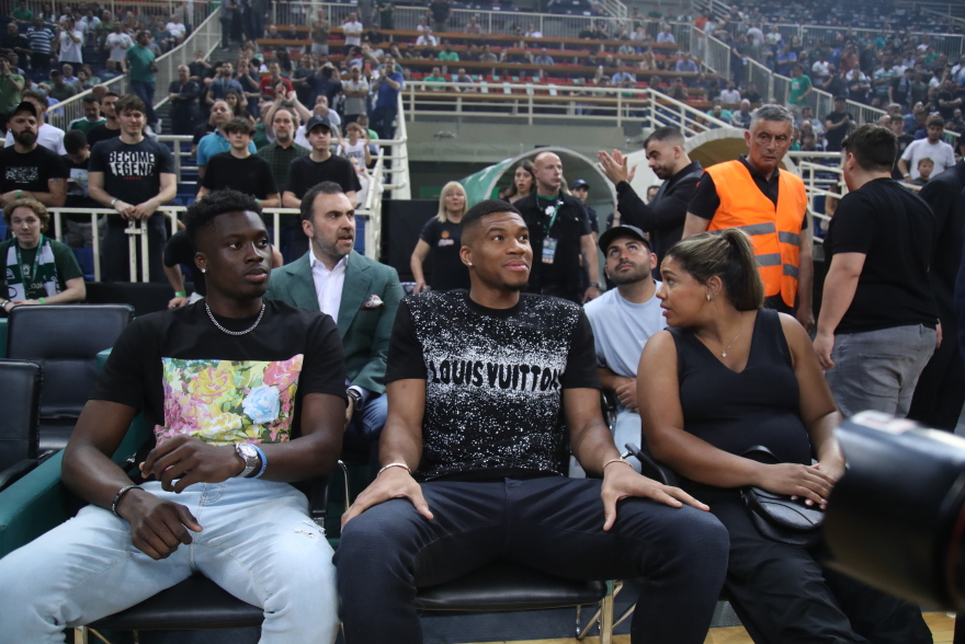 Γιάννης Αντετοκούνμπο: Στο ΟΑΚΑ για τον τελικό του Παναθηναϊκού με τον Ολυμπιακό 