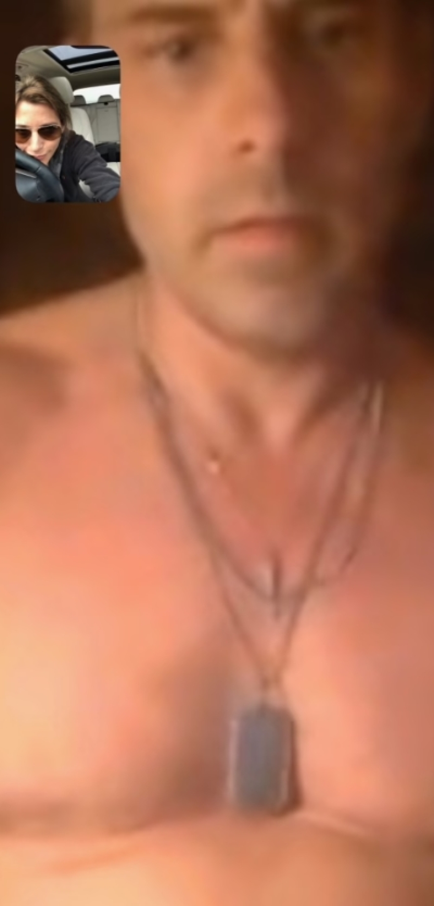 Χάντερ Μπάιντεν: Γυμνός, με ιερόδουλες, κάνει ναρκωτικά -  Στο διαδίκτυο 9.000 φωτογραφίες του