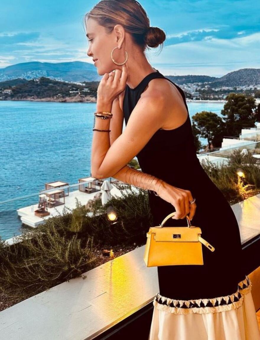 Ντιέγκο Σιμεόνε: Διακοπές στην Ελλάδα με την κούκλα σύζυγό του 