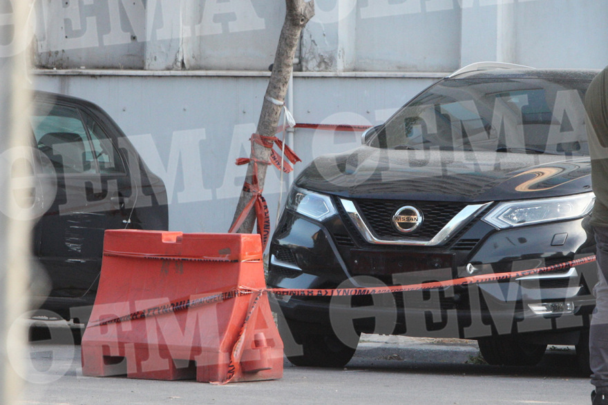 Ψάχνουν αν ο βαρύς οπλισμός στο αυτοκίνητο στο Νέο Κόσμο συνδέεται με τους δολοφόνους στον Κορυδαλλό