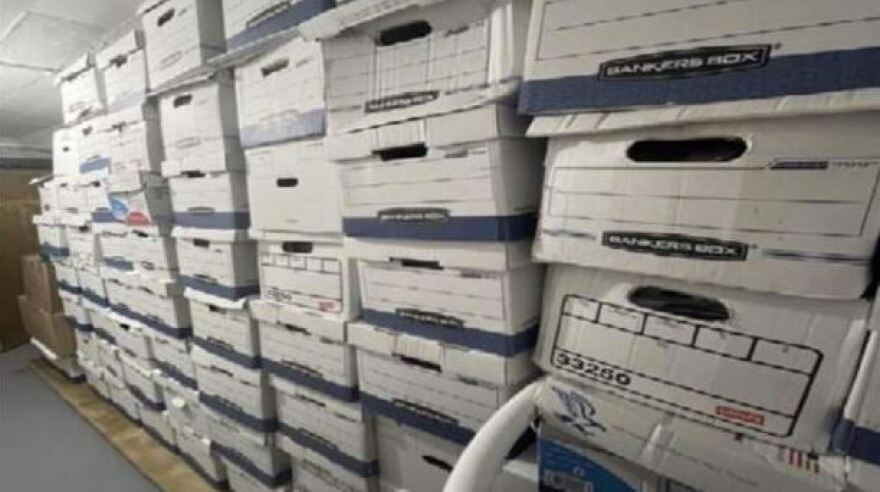 ΗΠΑ: Ο Ντόναλντ Τραμπ κρατούσε απόρρητους φακέλους για πυρηνικά στο ντους, λέει το κατηγορητήριο