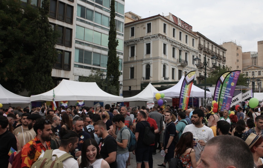 Athens Pride 2023: Πλήθος κόσμου στην παρέλαση - Δείτε βίντεο και φωτογραφίες