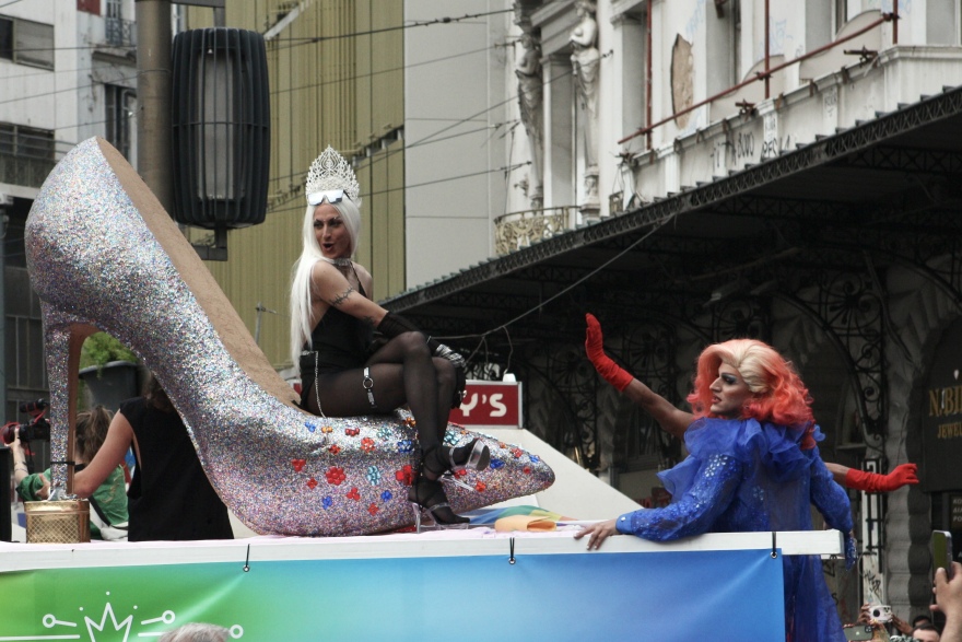 Athens Pride 2023: Πλήθος κόσμου στην παρέλαση - Δείτε βίντεο και φωτογραφίες