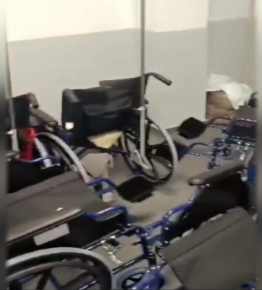 Θεσσαλονίκη: Κατεστραμμένα βρέθηκαν 7 αναπηρικά αμαξίδια στο «Ιπποκράτειο» - Δείτε βίντεο