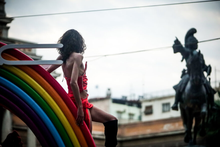 Athens Pride 2023: Μαζική συμμετοχή στην πορεία υπερηφάνειας - Χρώματα, μουσικές και εντυπωσιακές εικόνες