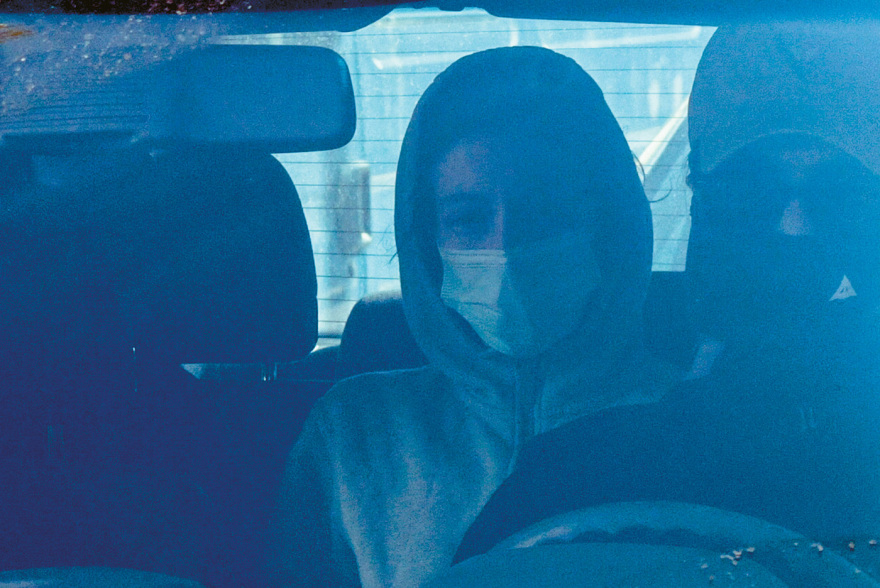 Φρίκη στον Κολωνό σε δύο δικογραφίες: Οι 28 βιαστές της 12χρονης