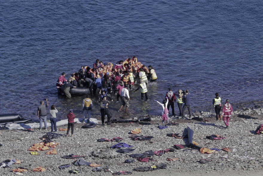 Έκθεση Βουρλιώτη: Δεκάδες ΜΚΟ ξεπλένουν μαύρο χρήμα μέσω offshore