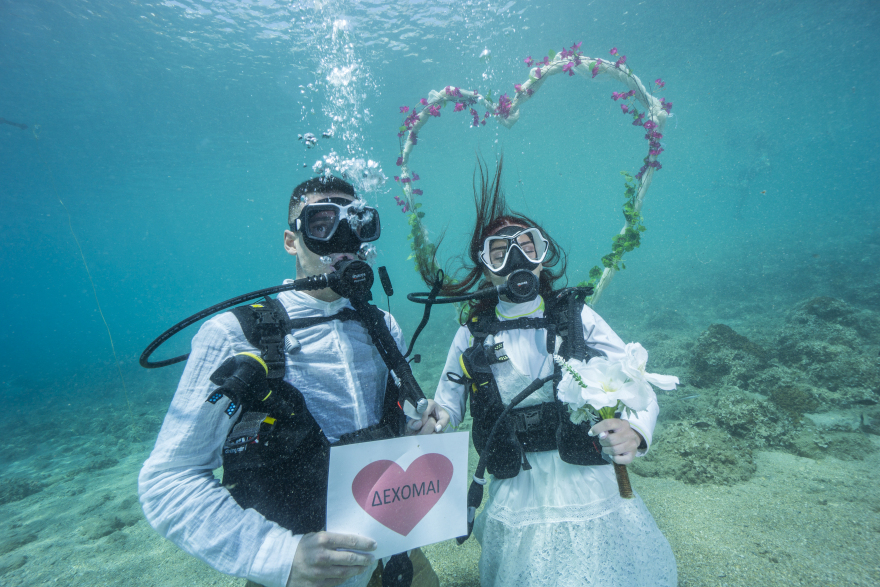 Αλόννησος: «Ποντάρει» στους υποβρύχιους γάμους για τον τουρισμό της