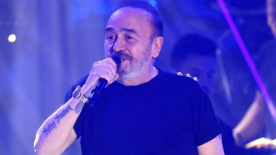 Σταμάτης Γονίδης για το ατύχημα στο μπάνιο του: Ξαφνικά βρέθηκα με το κεφάλι στον νιπτήρα και μάτωσα