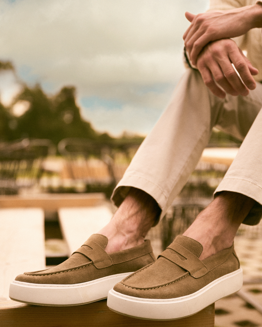 Η νέα συλλογή TSAKIRIS MALLAS MEN θα τραβήξει όλα τα βλέμματα στα πόδια σας