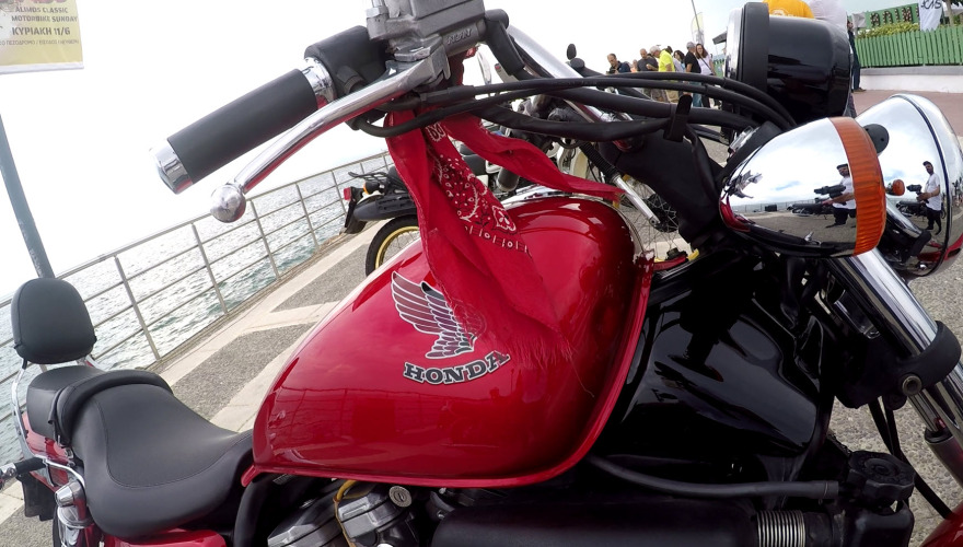 Μεγάλη συμμετοχή και πλήθος κόσμου στο Alimos Classic Motorbike Sunday - Δείτε βίντεο και φωτογραφίες