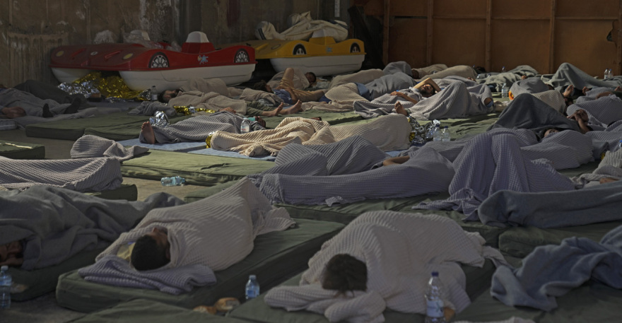 Ανάλυση Guardian για το ναυάγιο στην Πύλο: Μια καταστροφή που εκθέτει τη θανάσιμη αποτυχία της Ευρώπης