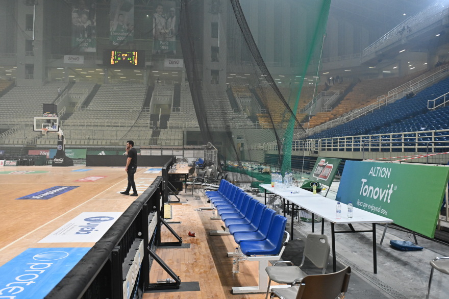 Basket League: Πρωταθλητής ο Ολυμπιακός - Οριστική διακοπή στο ΟΑΚΑ μετά τα επεισόδια με οπαδούς του Παναθηναϊκού και ΜΑΤ μέσα στο κλειστό