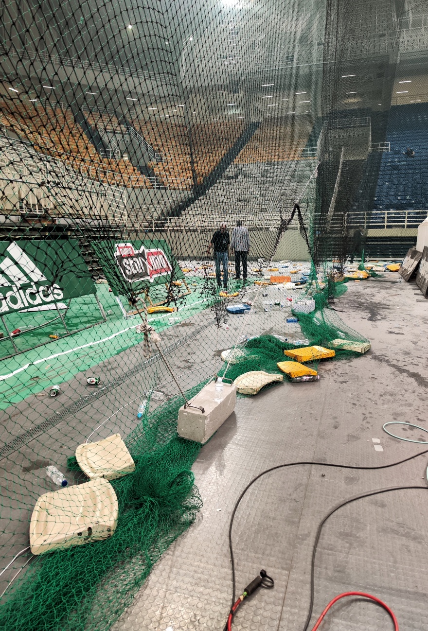 Basket League: Πρωταθλητής ο Ολυμπιακός - Οριστική διακοπή στο ΟΑΚΑ μετά τα επεισόδια με οπαδούς του Παναθηναϊκού και ΜΑΤ μέσα στο κλειστό