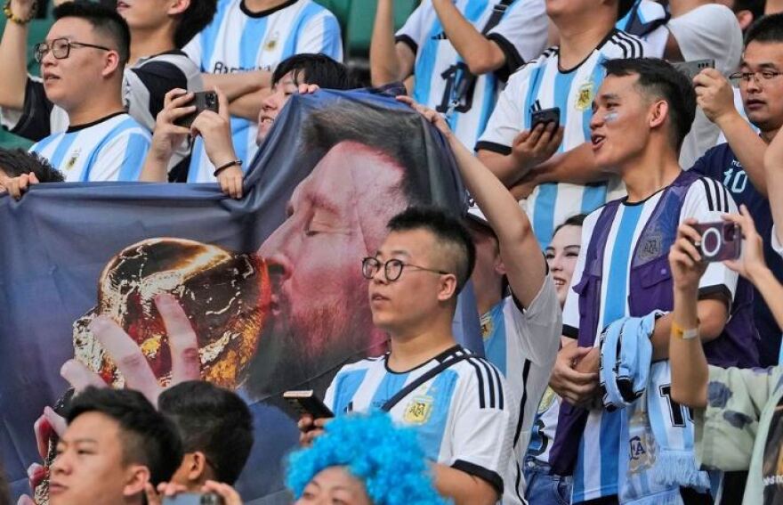 Λιονέλ Μέσι: Πέτυχε το πιο γρήγορο γκολ της καριέρας του - «Τρέλα» για τον Λιονέλ στο Πεκίνο 