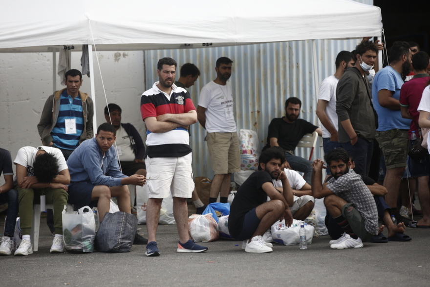 Ναυάγιο στην Πύλο: Σύρος βρήκε τον αδελφό που πίστευε ότι ήταν νεκρός