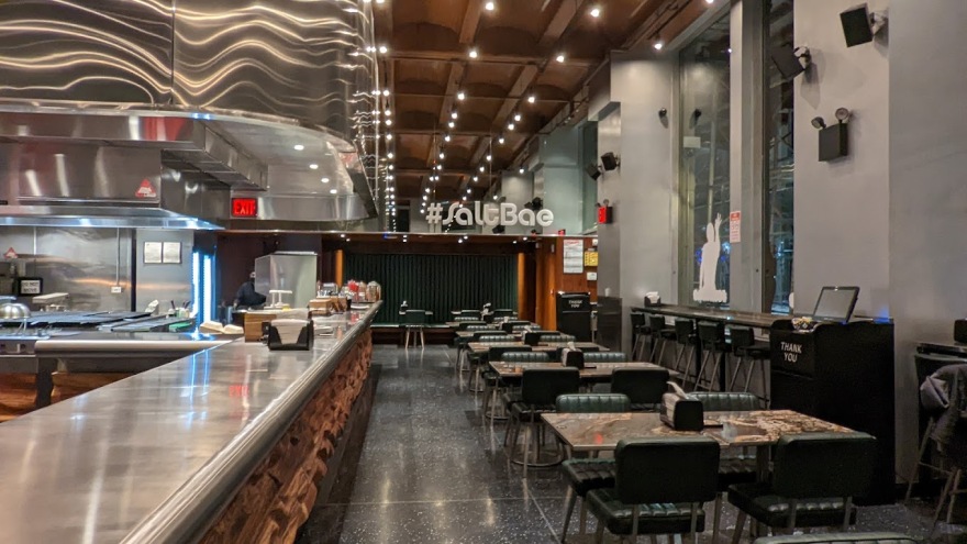 Salt Bae: Η πτώση του Τούρκου χασάπη άρχισε από τη Νέα Υόρκη