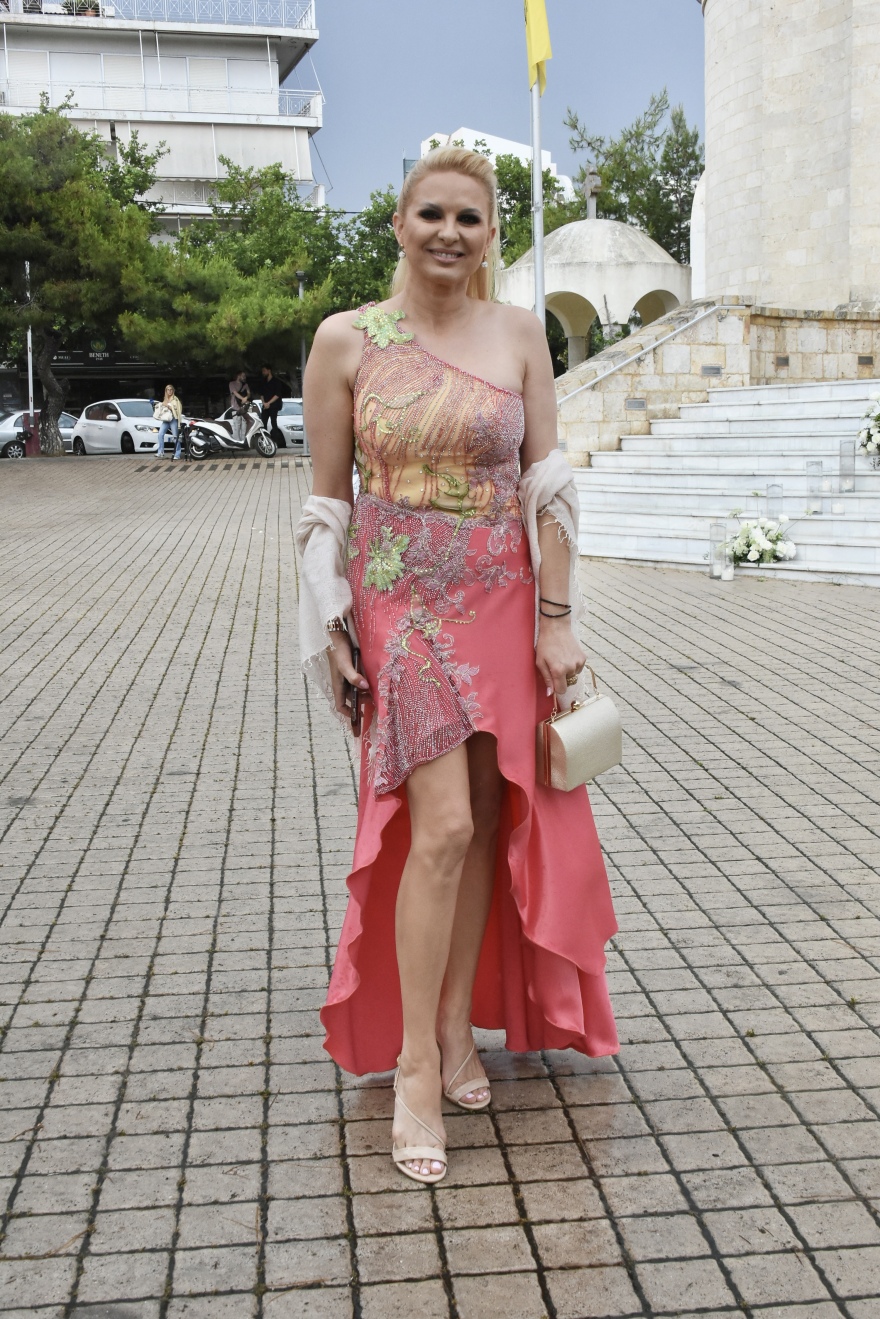 Ζαμπίδης - Ντάσιου: Ο γάμος του ζευγαριού και η βάφτιση των δίδυμων παιδιών τους - Δείτε βίντεο, φωτογραφίες