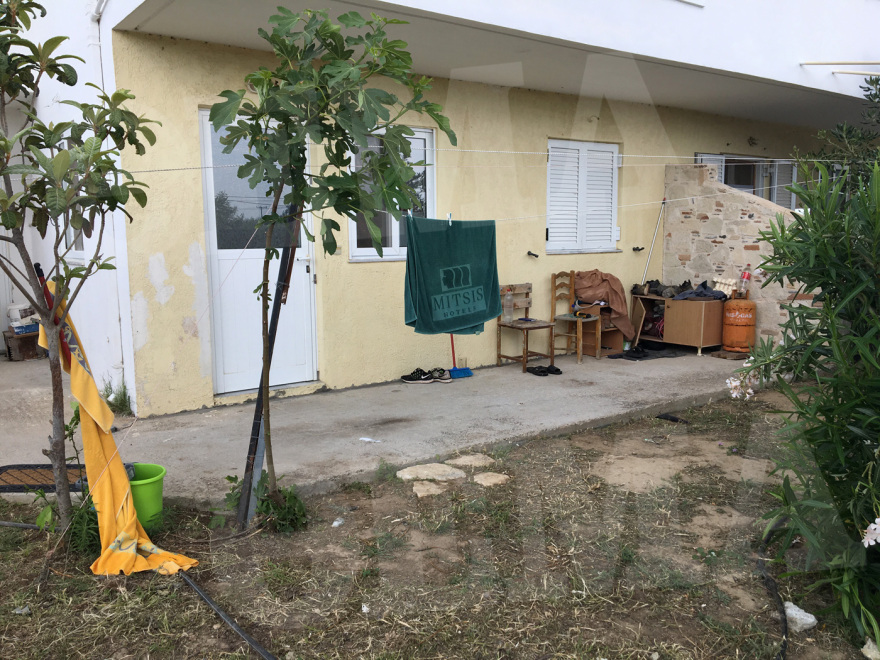 Εξαφάνιση 27χρονης από την Κω: Στο σπίτι του Μπαγκλαντεσιανού οι έρευνες - Δείτε φωτογραφίες