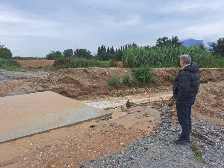 Θεσσαλονίκη: Εικόνες χάους μετά την επέλαση της κακοκαιρίας - Ζημιές σε σπίτια, δρόμους και καλλιέργειες
