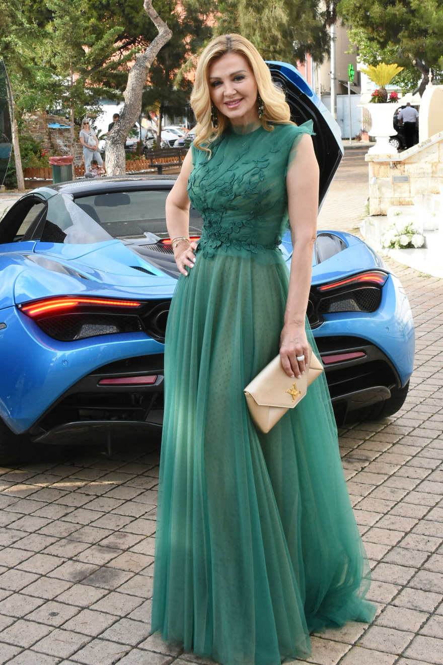 Ζαμπίδης - Ντάσιου: Ο γάμος του ζευγαριού και η βάφτιση των δίδυμων παιδιών τους - Δείτε βίντεο, φωτογραφίες