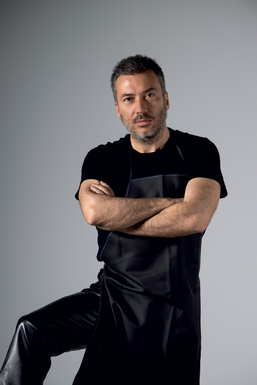 Ο rocker Σπύρος Κοντάκης που έγινε designer 